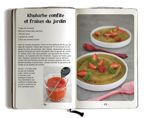 Rhubarbe confite et fraises du jardin